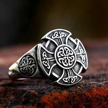 CHUANGCHENG Nordic Viking Персонализированный крест кельтский узел Ювелирные изделия из нержавеющей стали Мужские кольца Размеры 7-13