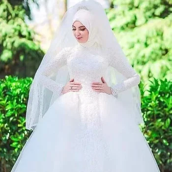 2024 Хиджаб С длинным рукавом Мусульманское свадебное платье M01 Красочная кружевная аппликация Пушистый развевающийся поезд Свадебное платье Настраиваемый цвет